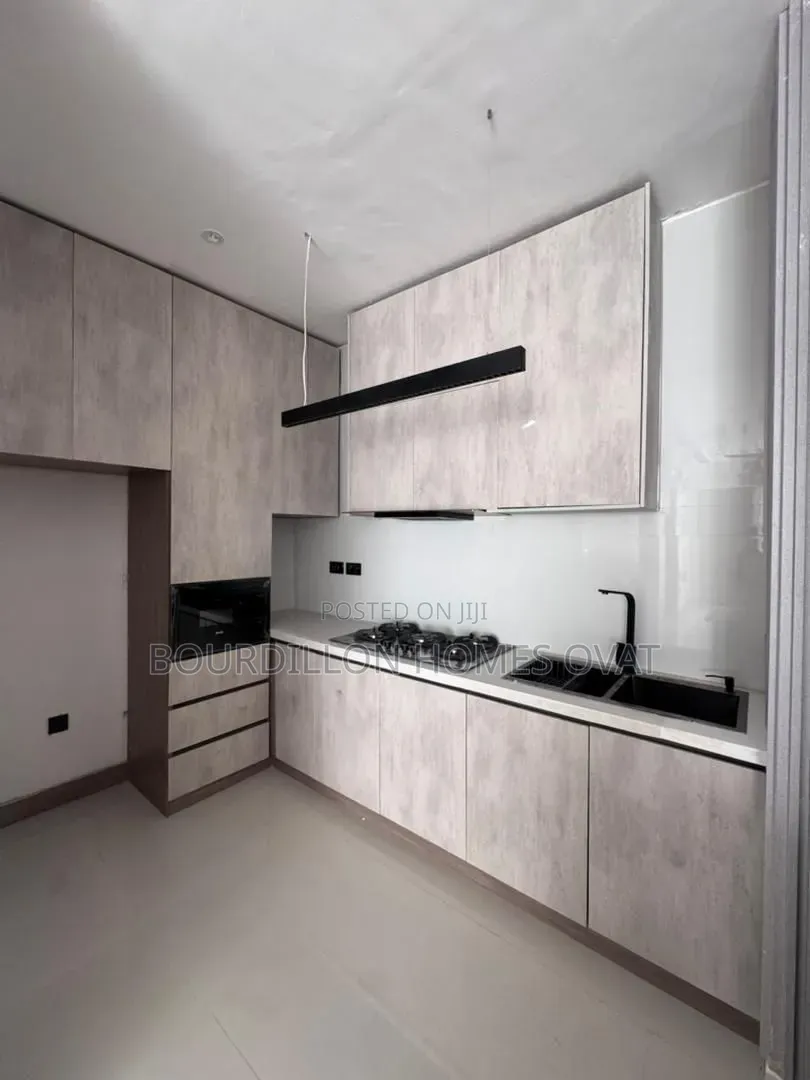 2bdrm Apartment in Lekki Phase 1 for rent in Lekki Phase 1