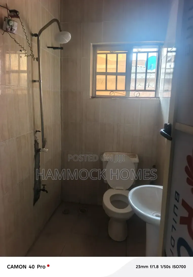 3bdrm Block of Flats in Okebadan Estate., Akobo for rent in Akobo