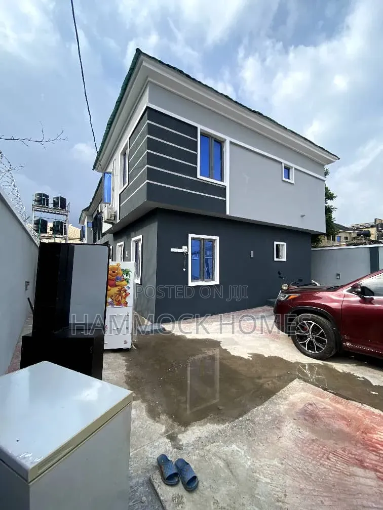 2bdrm Block of Flats in New Bodija Estate for rent in Bodija