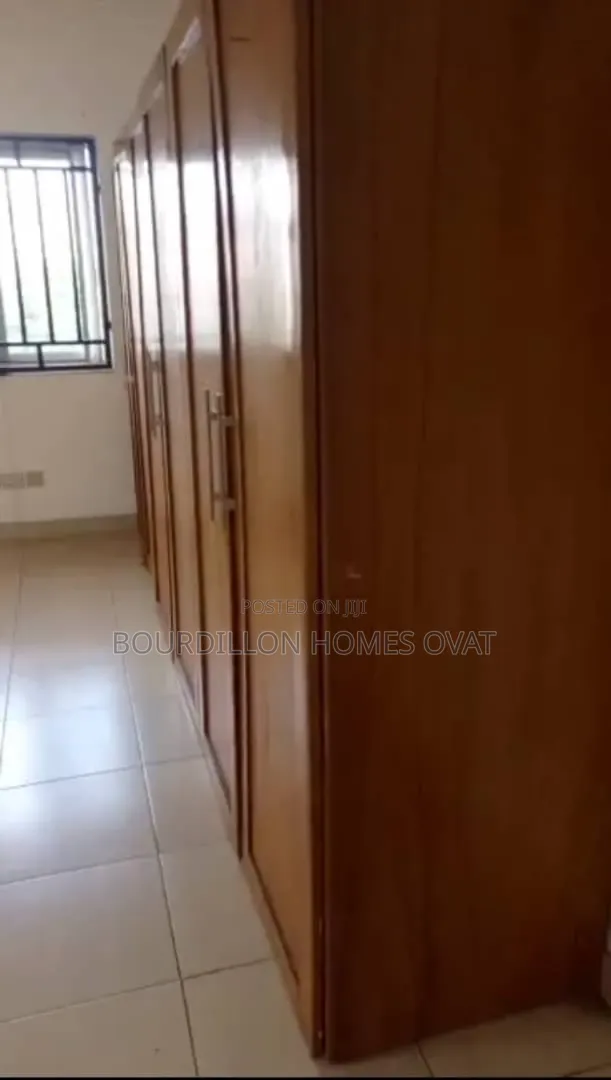 3bdrm Apartment in Lekki Phase 1 for rent in Lekki Phase 1
