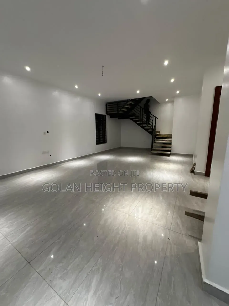 4bdrm Townhouse / Terrace in Diplomatic Zone City, Katampe Extension in Katampe Extension
