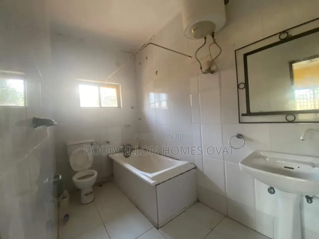 3bdrm Apartment in Lekki Phase 1 for rent in Lekki Phase 1