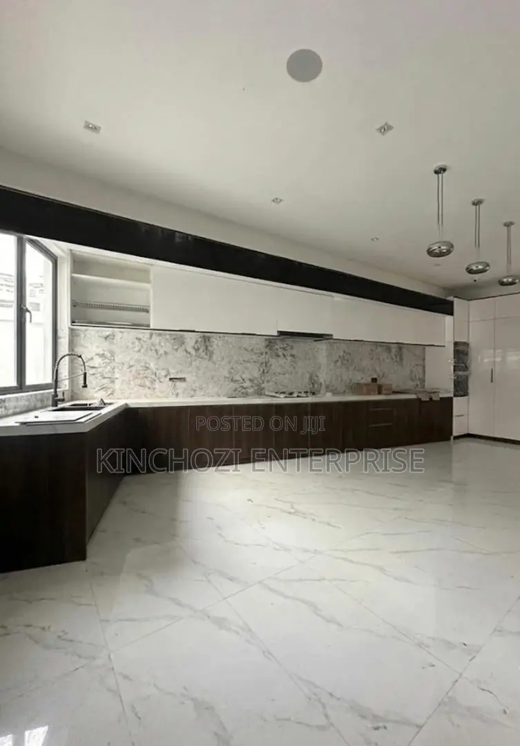 3bdrm Duplex in Apo Abuja, Zone B for rent in Zone B