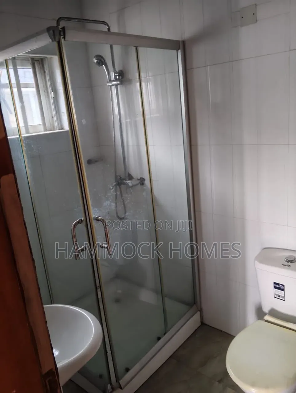 3bdrm Duplex in Onireke Gra, Jericho for rent in Jericho