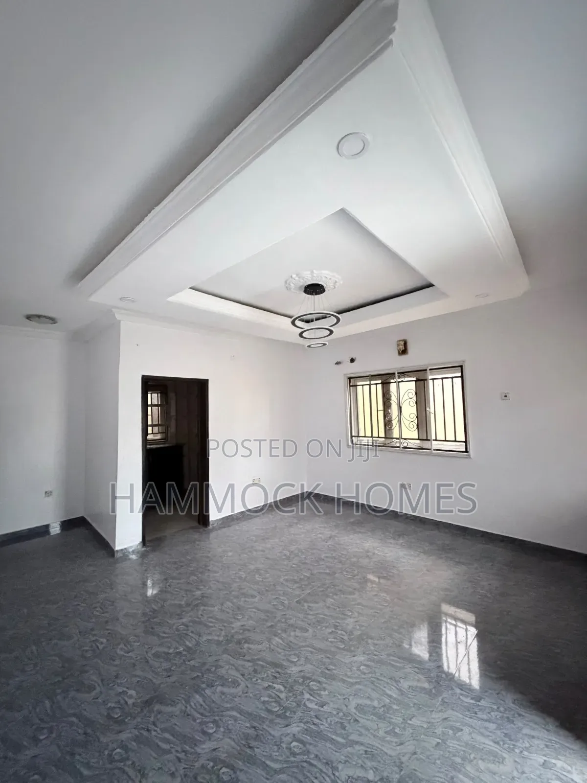 3bdrm Block of Flats in Ikolaba Gra, Bodija for rent in Bodija