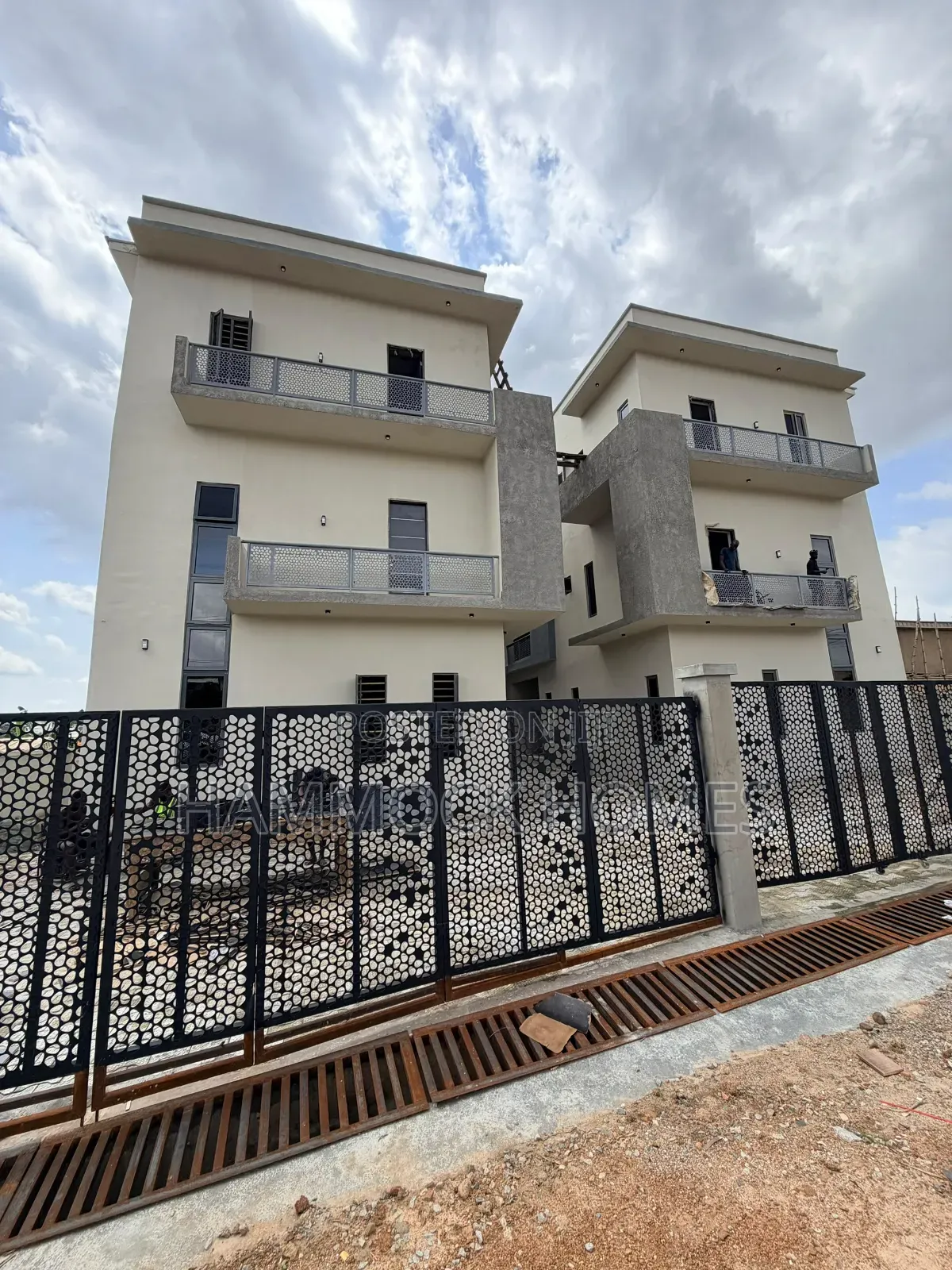 2bdrm Block of Flats in Awosika, Old Bodija for sale in Old Bodija