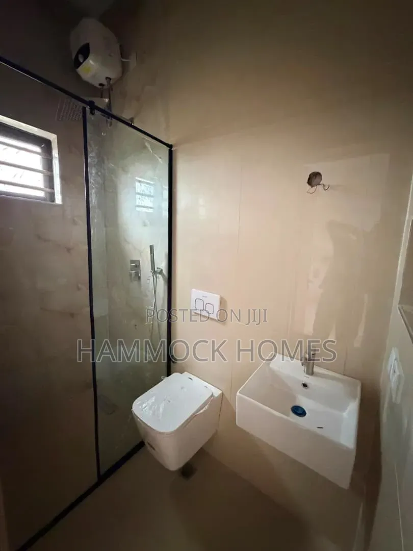 2bdrm Block of Flats in Awosika, Old Bodija for sale in Old Bodija