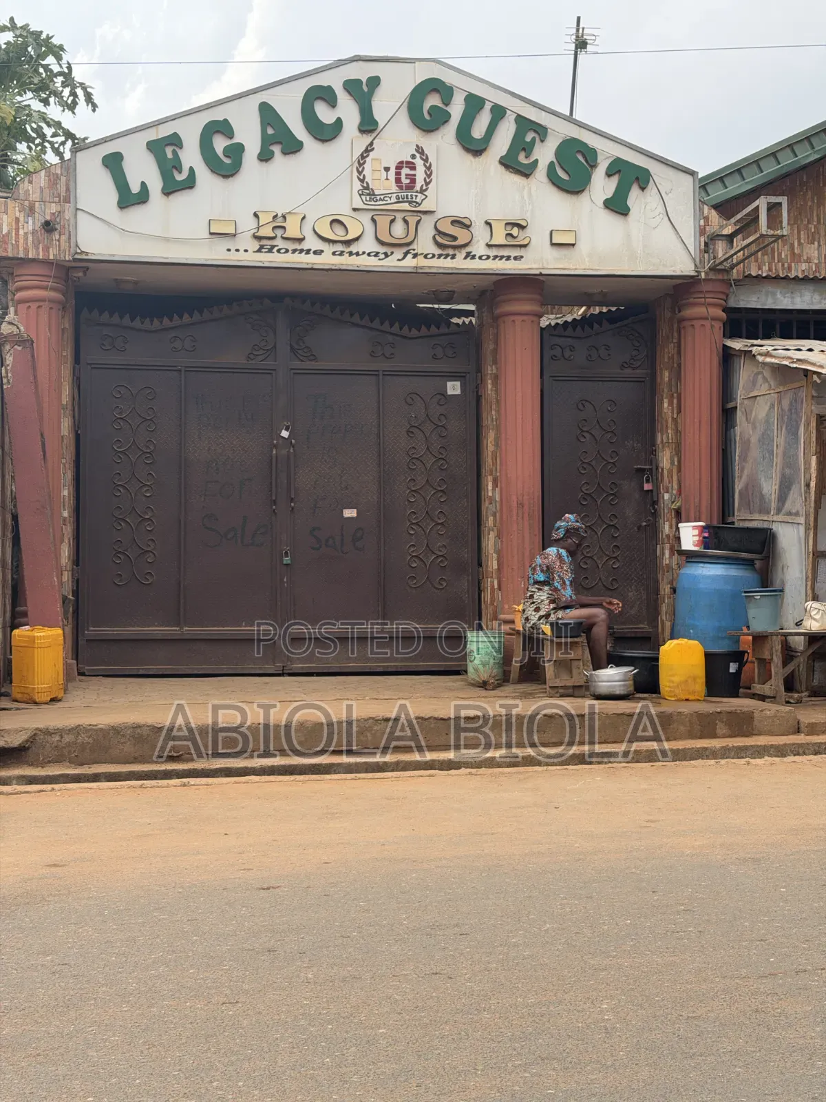 10bdrm Apartment in Ikorodu for sale in Ikorodu
