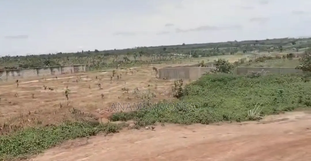 Distress Sale 250sqm Guzape 2 Fcda Approve Lands | Fast Roi in Guzape District