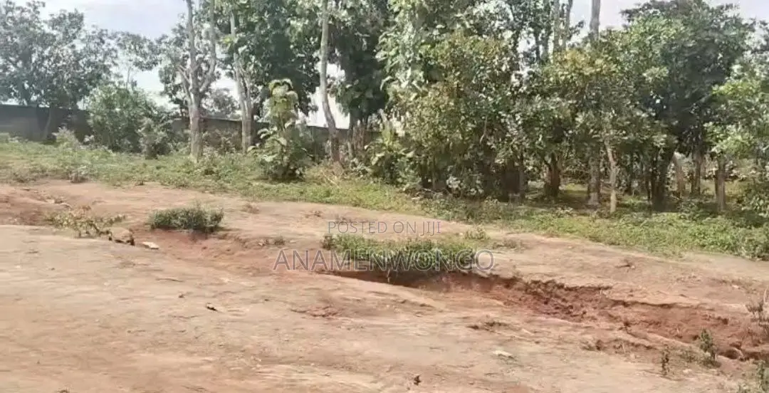 Distress Sale 750sqm Guzape 2 Fcda Approve Lands | Fast Roi in Guzape District