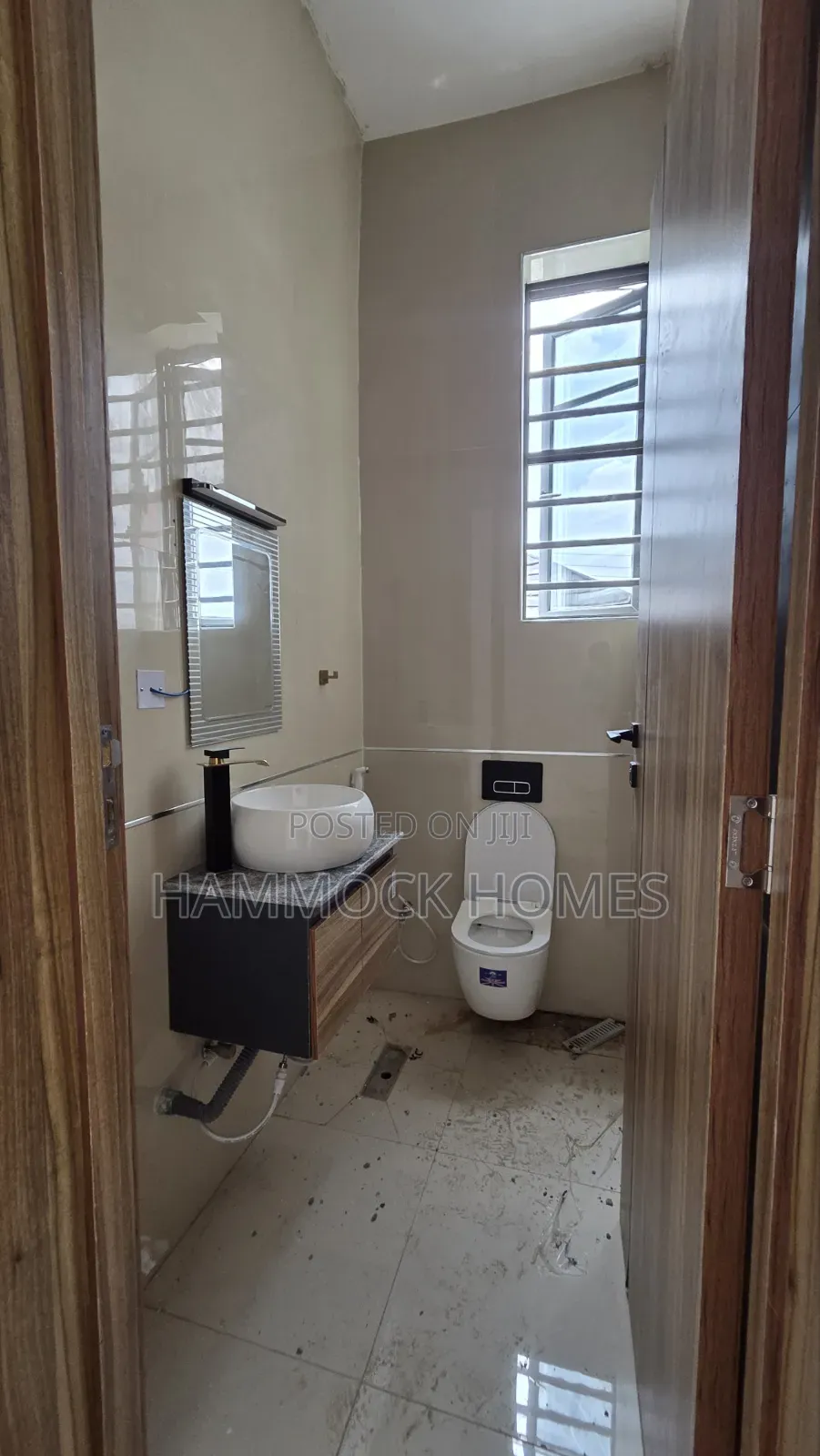 5bdrm Duplex in Okebadan Estate, Akobo for sale in Akobo