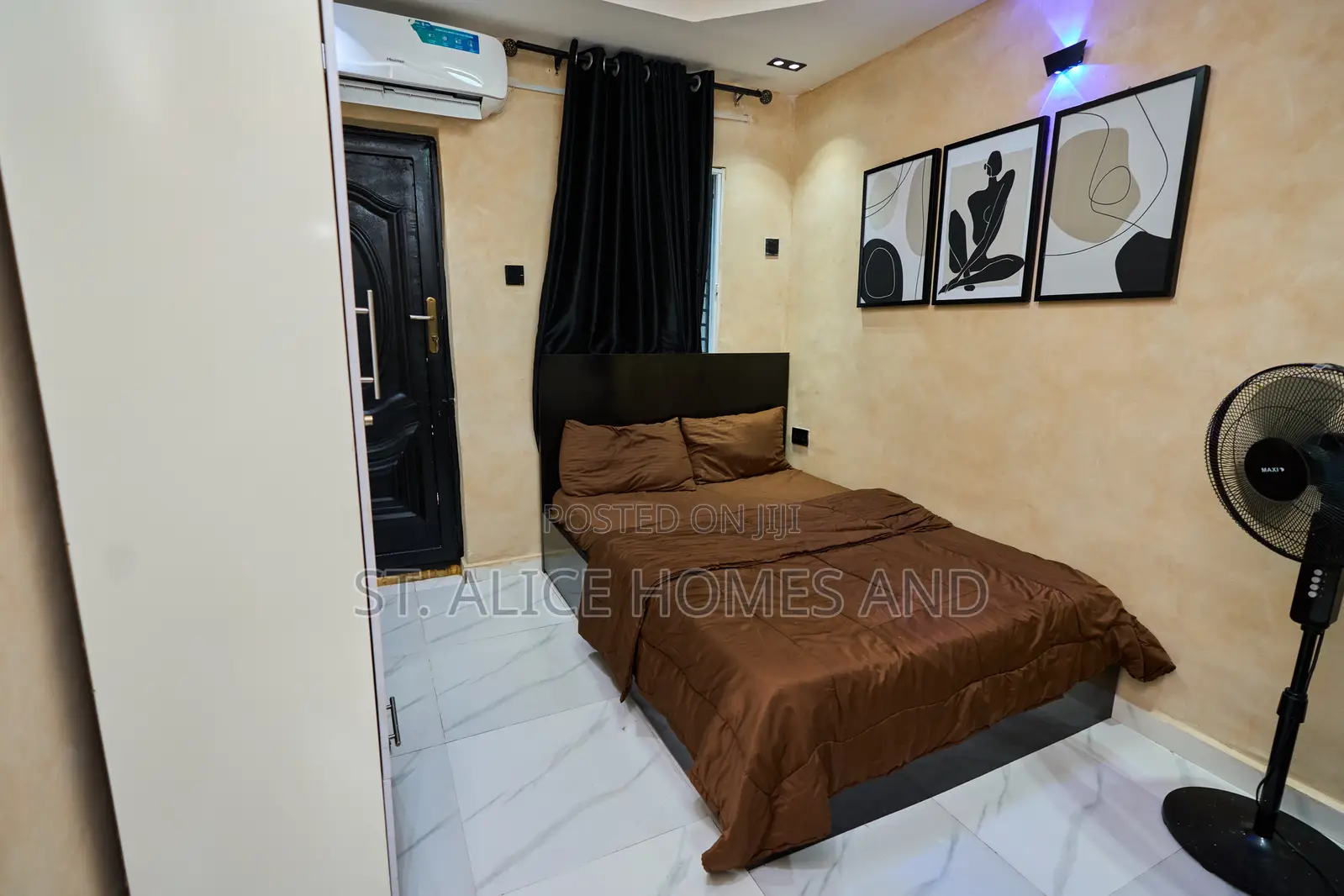 L & L Isimi Urban Studio Apartment, Gbagada, Lagos in Pedro