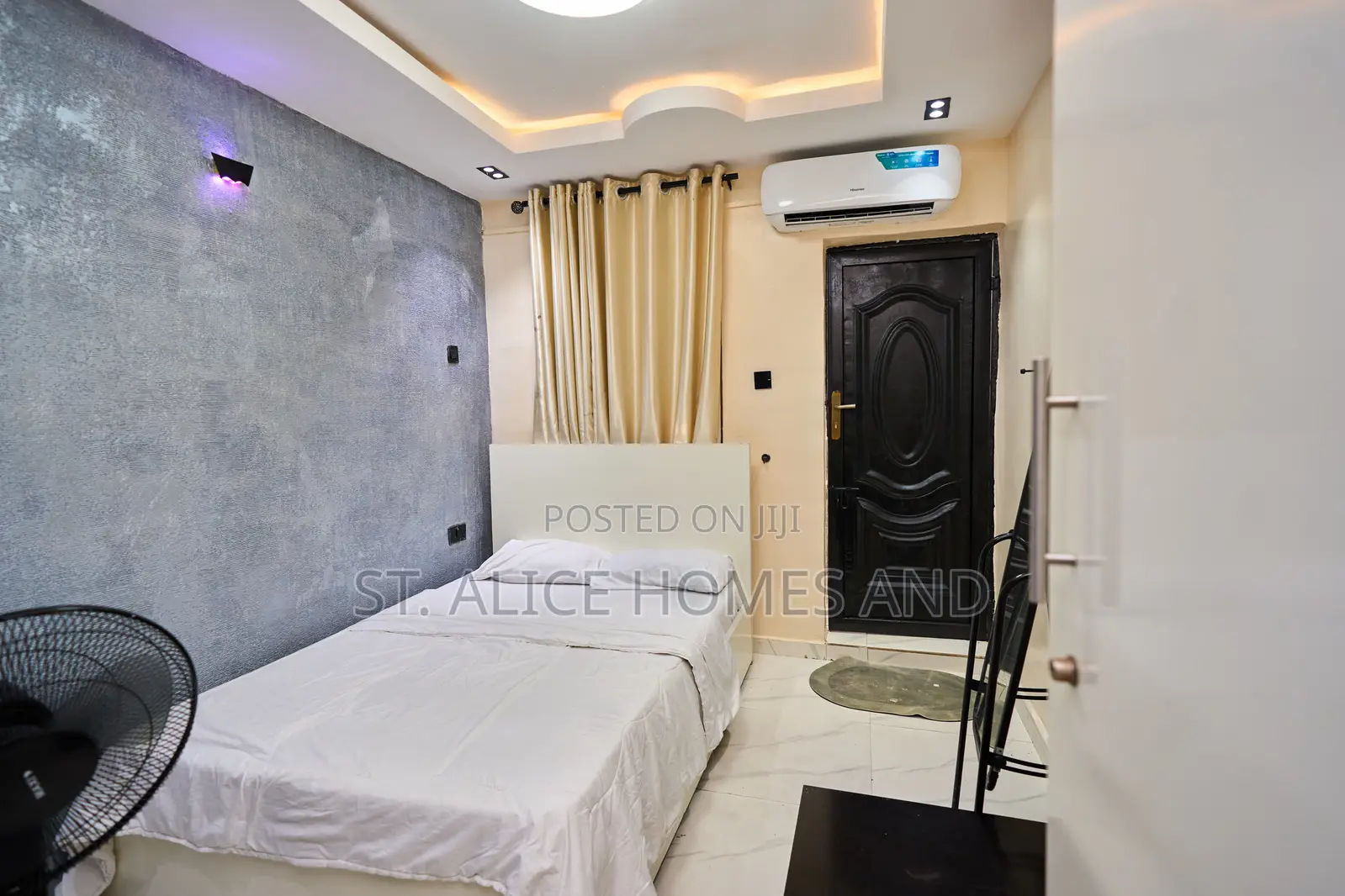 L & L Isimi Papaya Studio Apartment, Gbagada, Lagos in Pedro