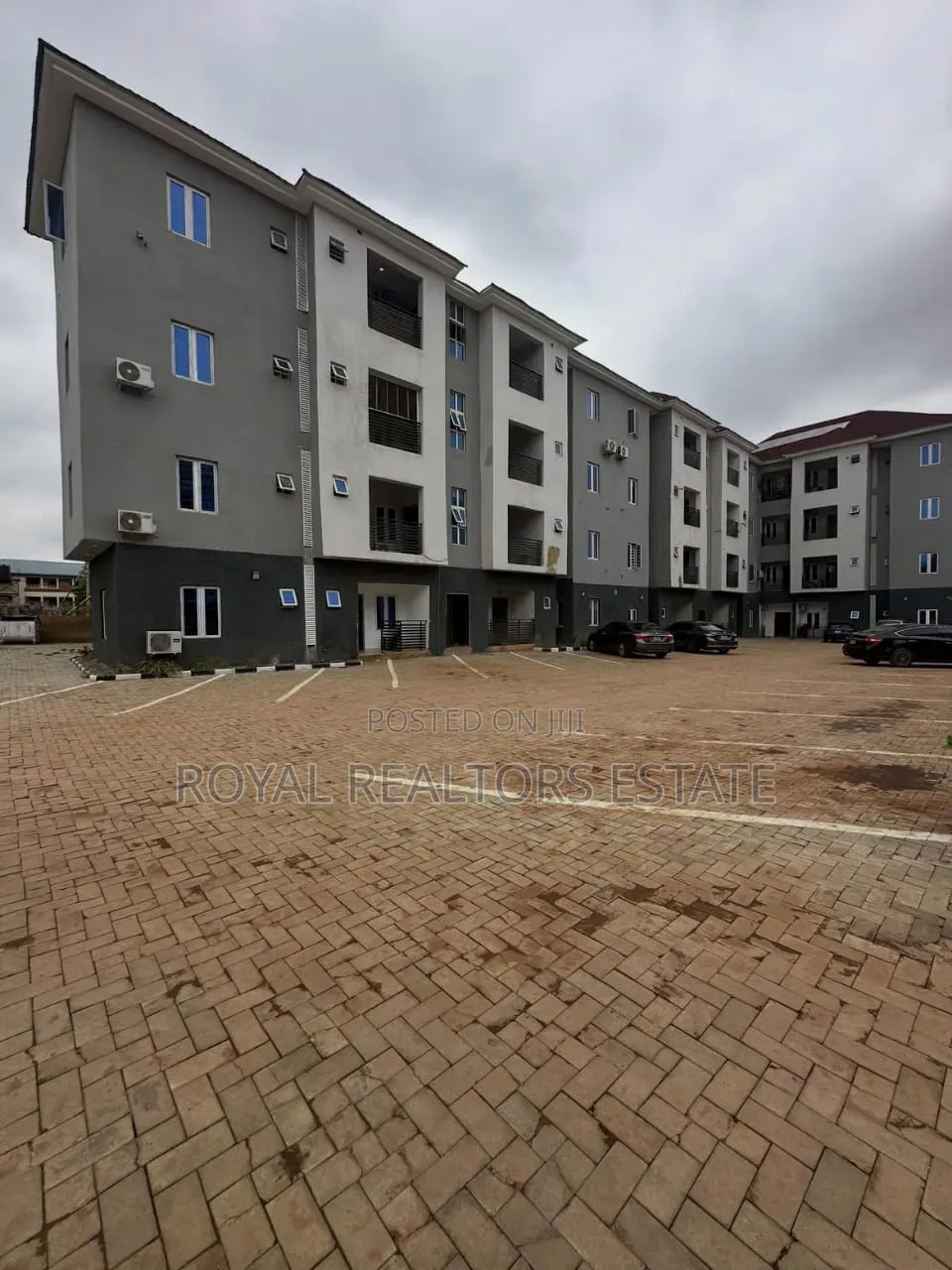Mini Flat in Durumi for sale in Durumi