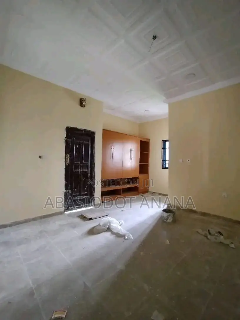Mini Flat in Off Stadium Road, Uyo for rent in Uyo