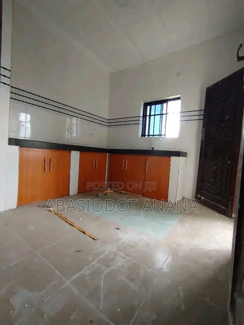 Mini Flat in Off Stadium Road, Uyo for rent in Uyo