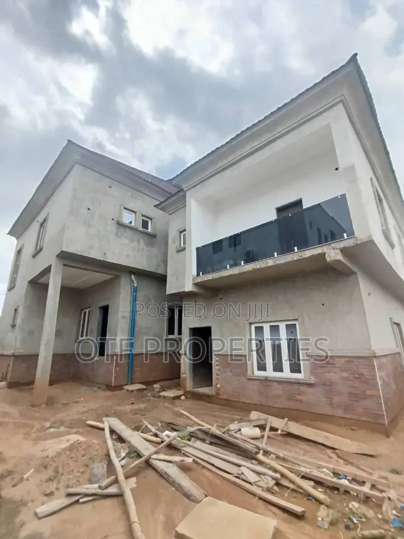 10bdrm Duplex in Katampe (Main) for rent in Katampe (Main)