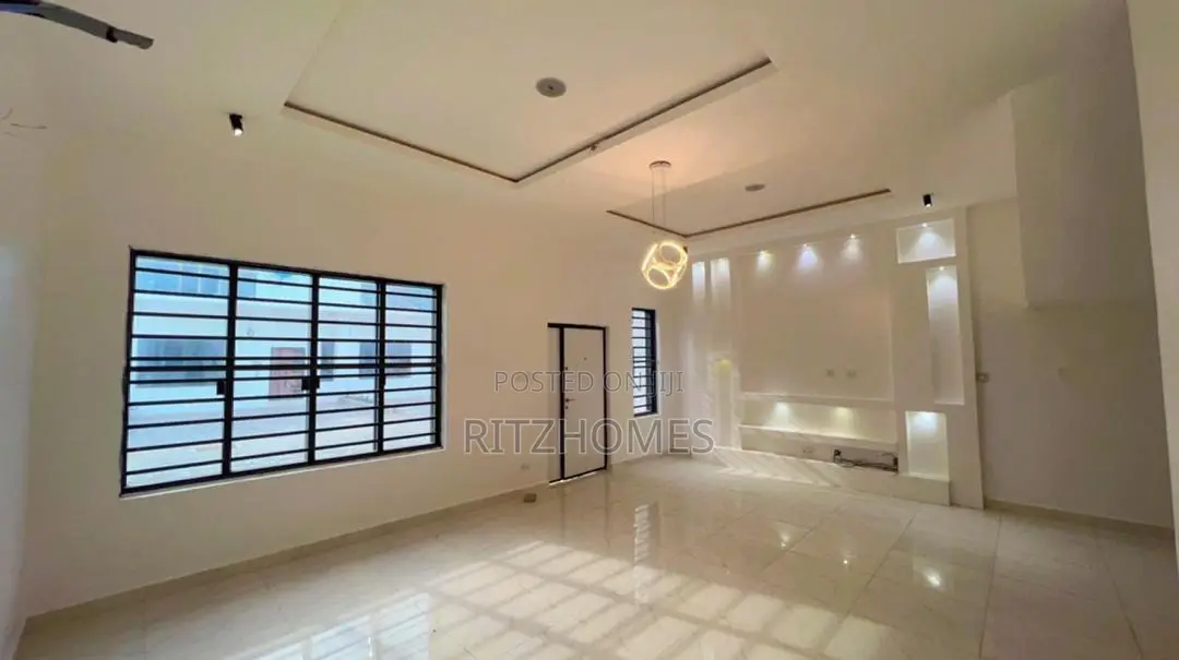 3bdrm Duplex in Ologolo for sale in Ologolo