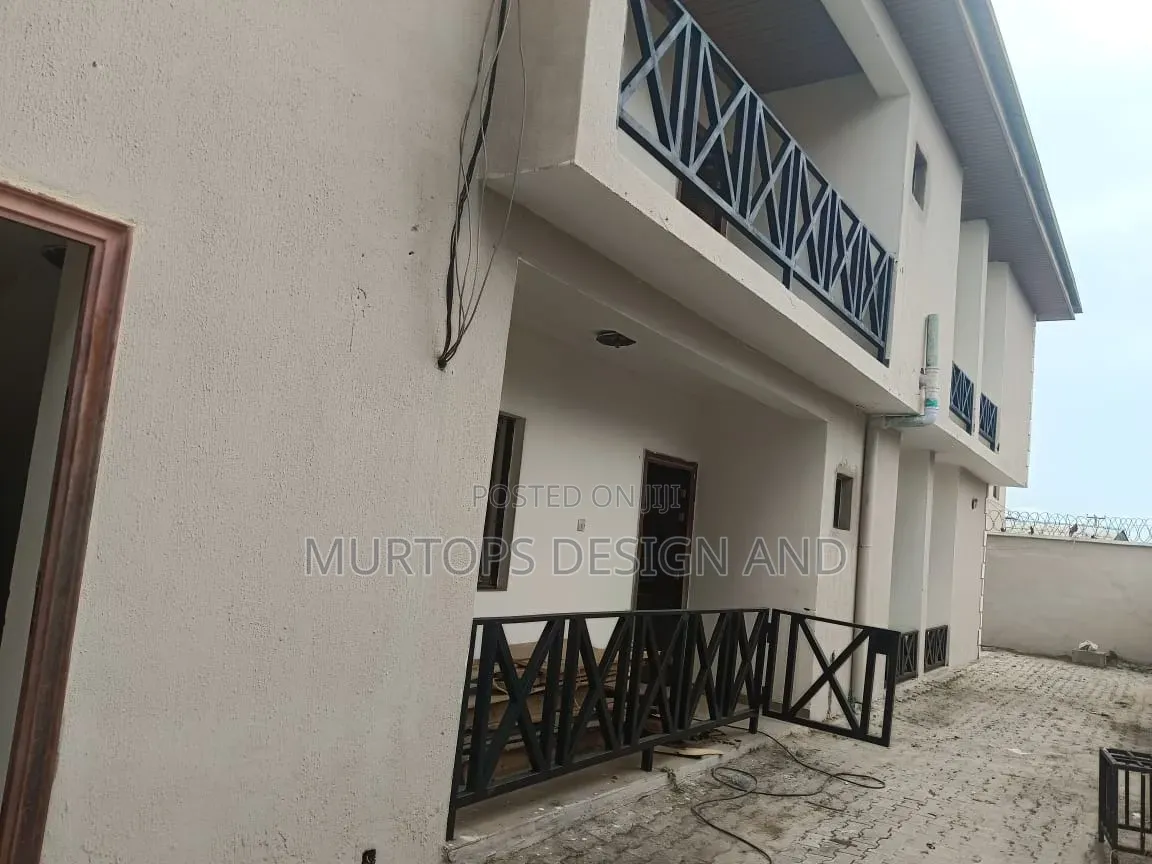 12bdrm Block of Flats in Alogba, Ebute for sale in Ebute