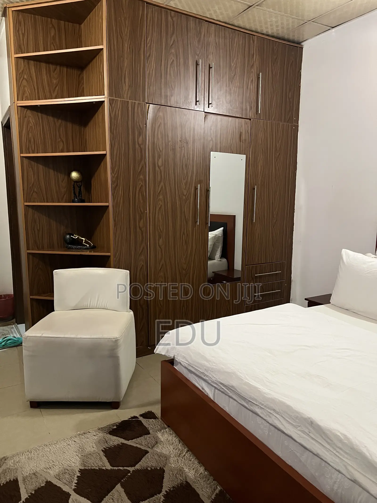 A Super Selfcon Apartment- Queen in Kaura