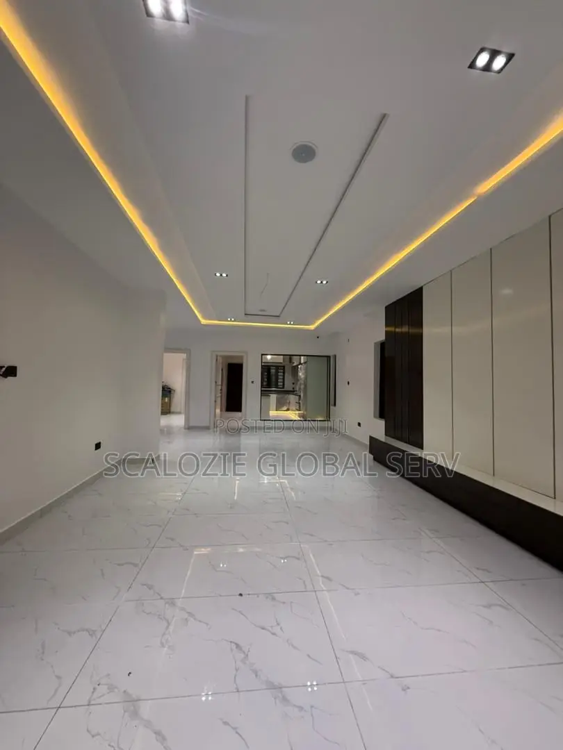 4bdrm Duplex in Hill View / Cocaine for sale in Port-Harcourt