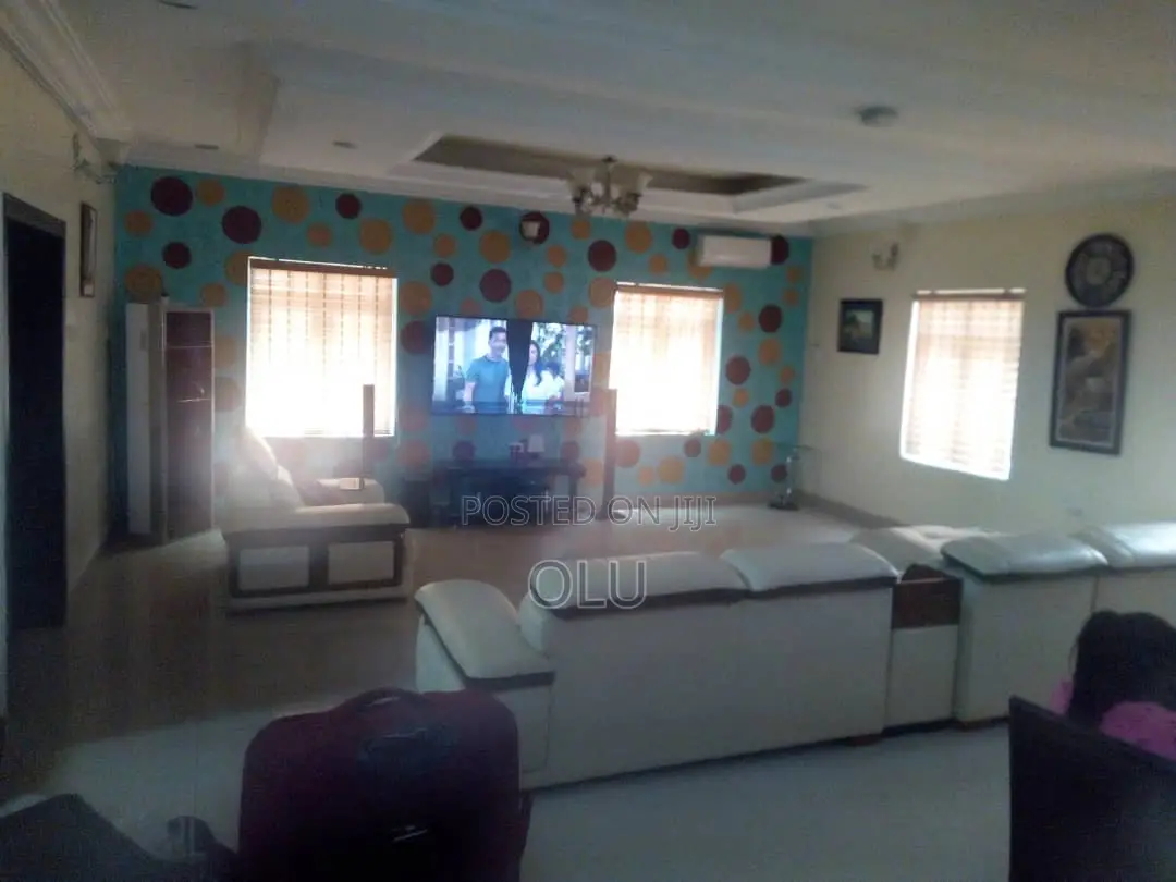 Furnished 5bdrm Duplex in Ikota for sale in Ikota