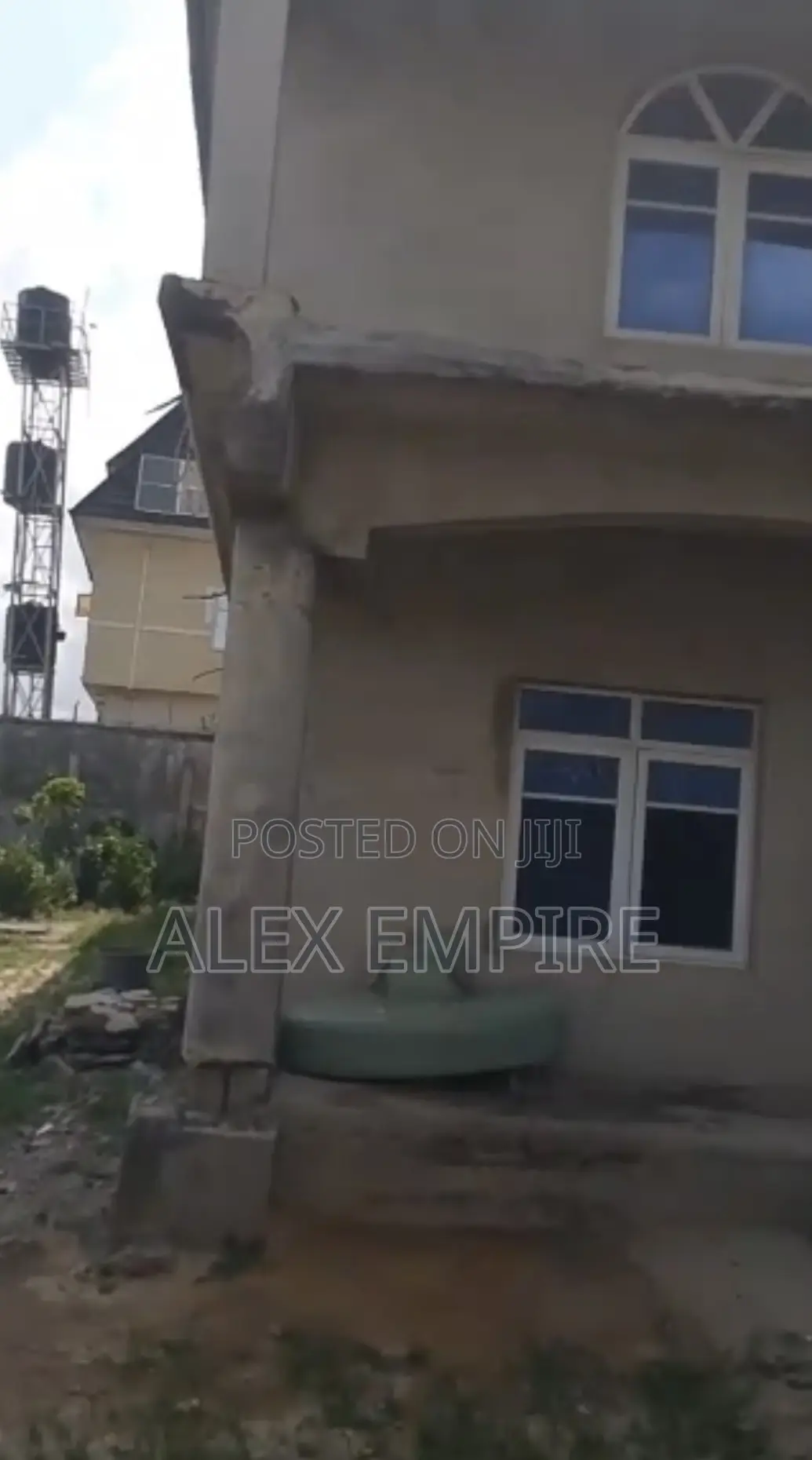 5bdrm Duplex in Lakeview, Amuwo-Odofin for sale in Amuwo-Odofin