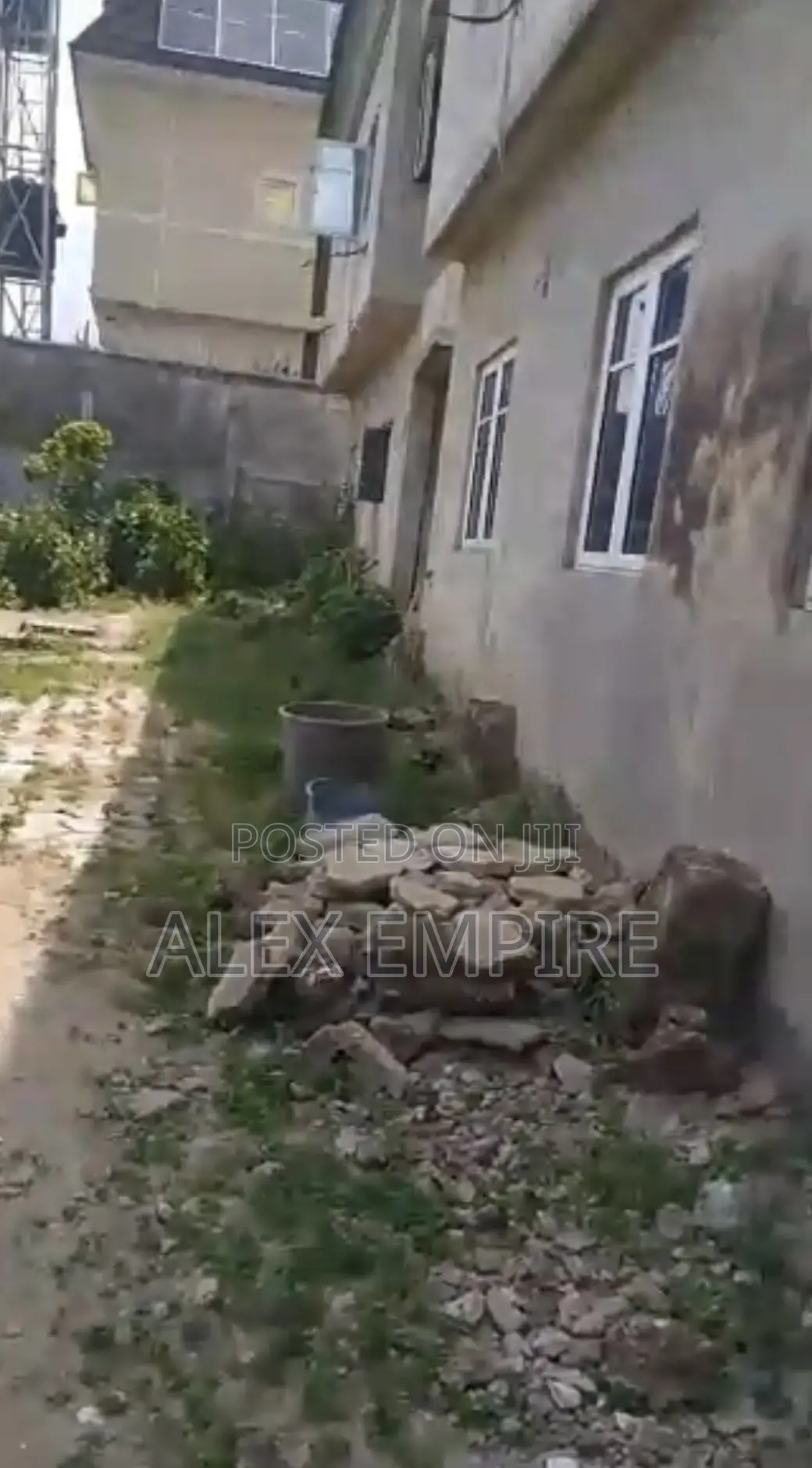 5bdrm Duplex in Lakeview, Amuwo-Odofin for sale in Amuwo-Odofin