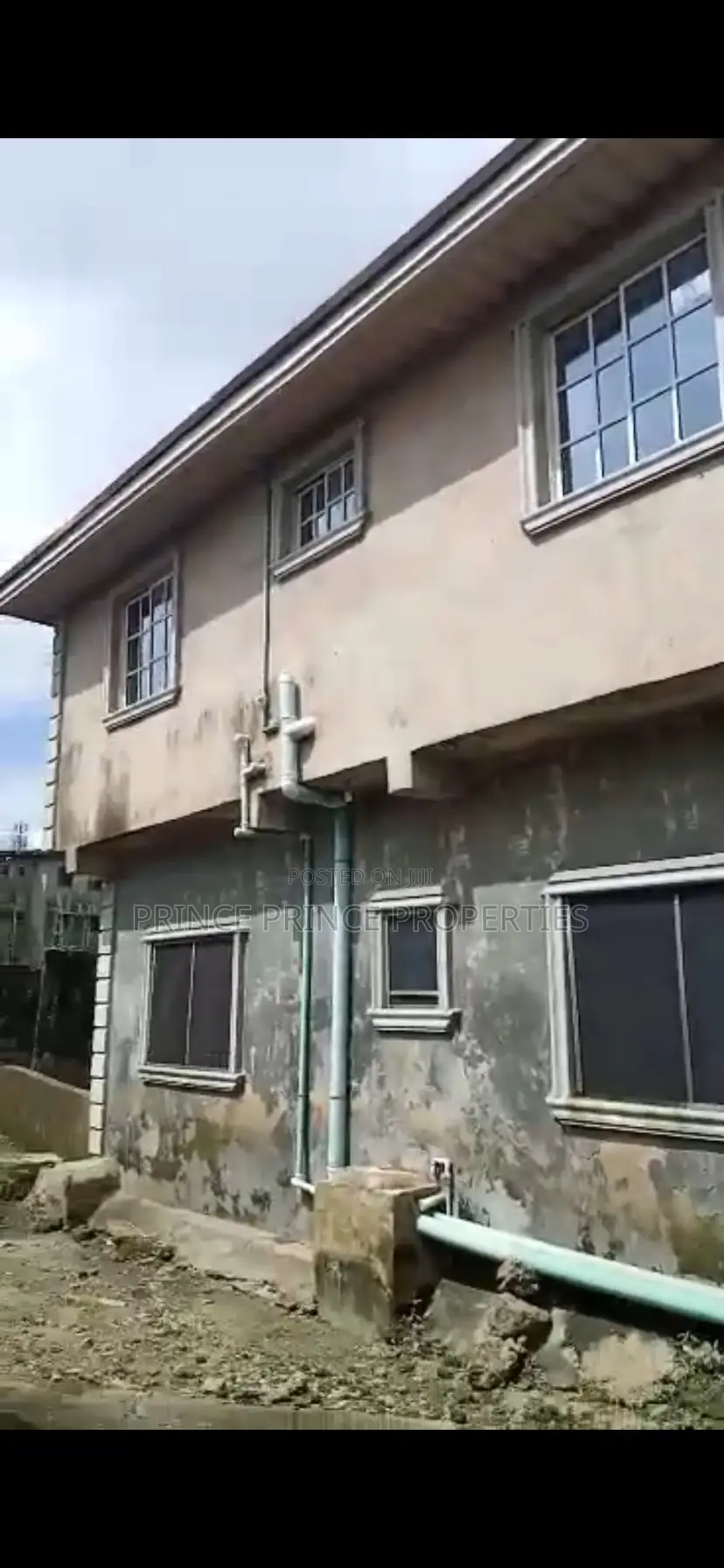 3bdrm Block of Flats in Surulere for sale in Aguda / Surulere