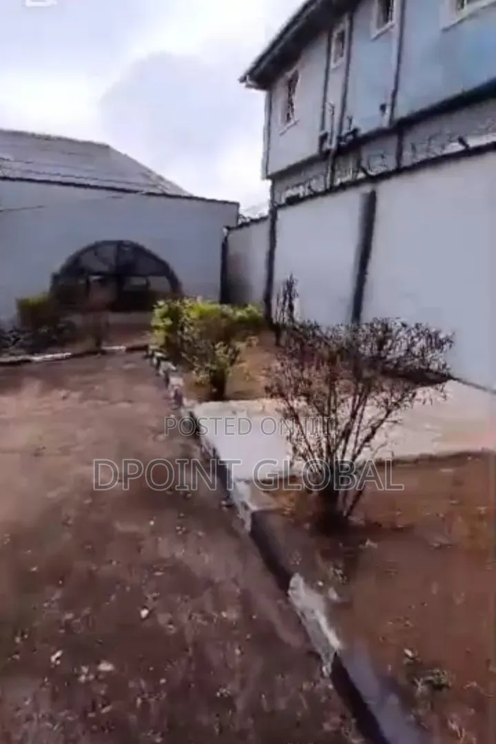 8bdrm Duplex in Not Estate, Ifako-Ogba for sale in Ifako-Ogba