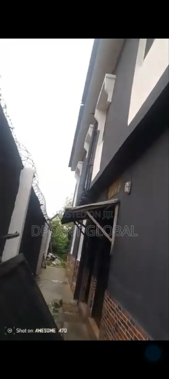 5bdrm Block of Flats in Not Estate, Igando / Ikotun/Igando for sale in Igando / Ikotun/Igando