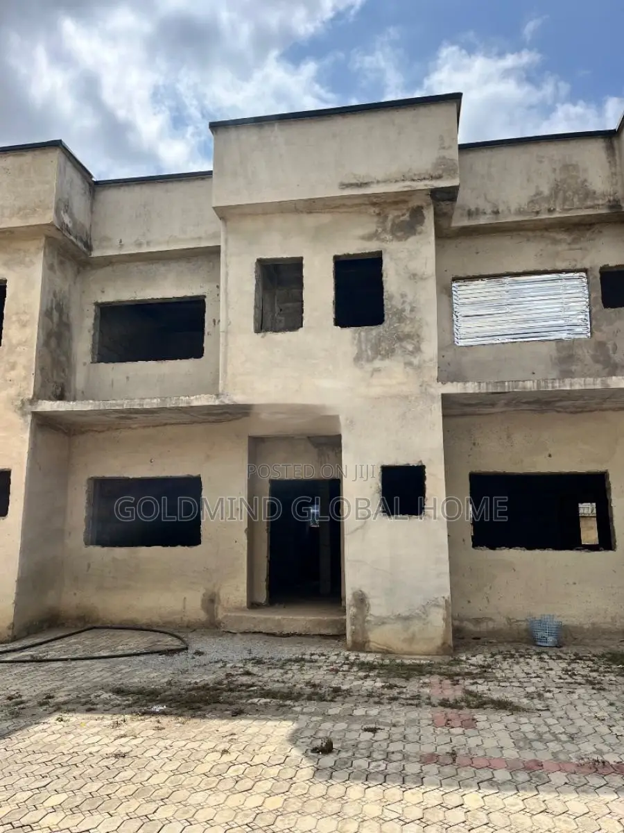 3bdrm Duplex in Lugbe District., FHA for sale in FHA