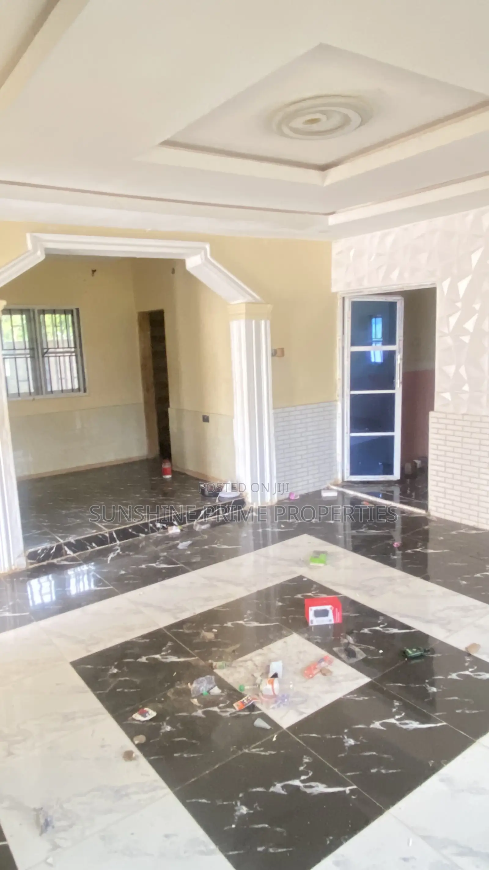 3bdrm Bungalow in Ogo Oluwa Oda Road 🏡, Akure for sale in Akure