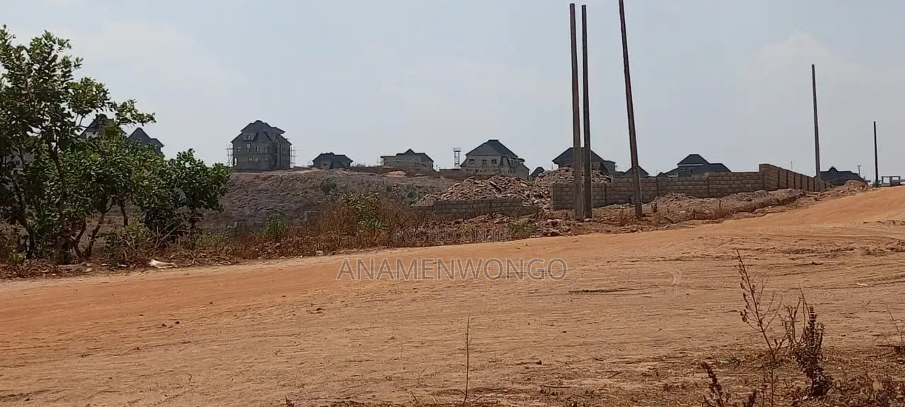 Distress Sale 350sqm Fcda Approved Guzape Lands | DPC Level in Guzape District