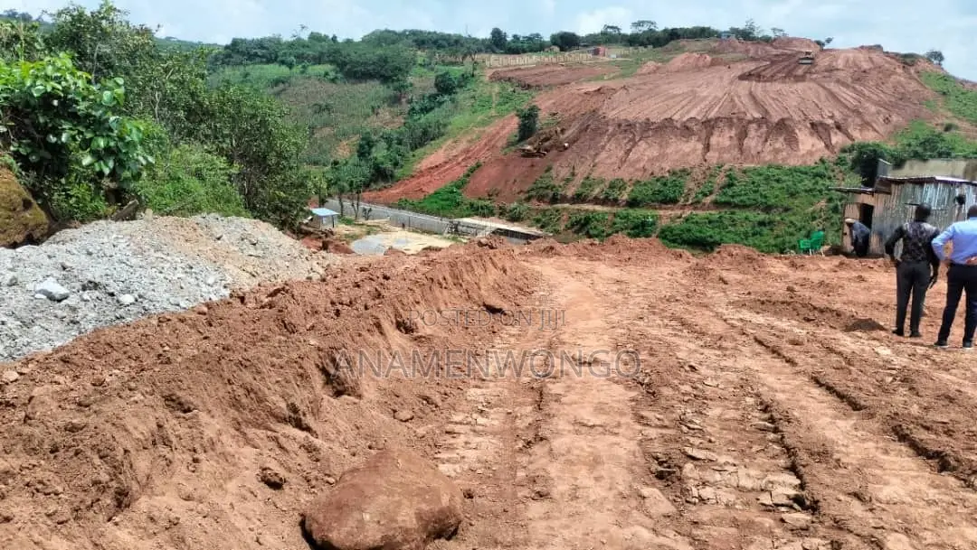 Distress Sale 250sqm Fcda Approved Guzape Lands | DPC Level in Guzape District