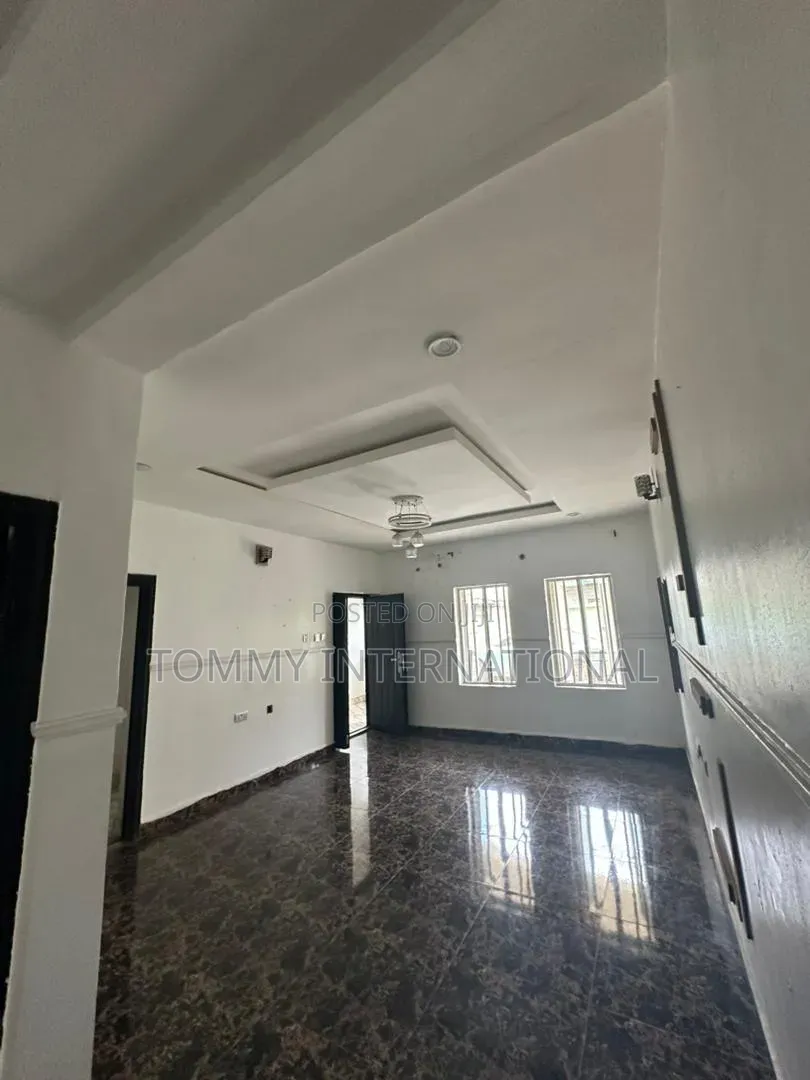 2bdrm Block of Flats in Port-Harcourt for sale in Port-Harcourt