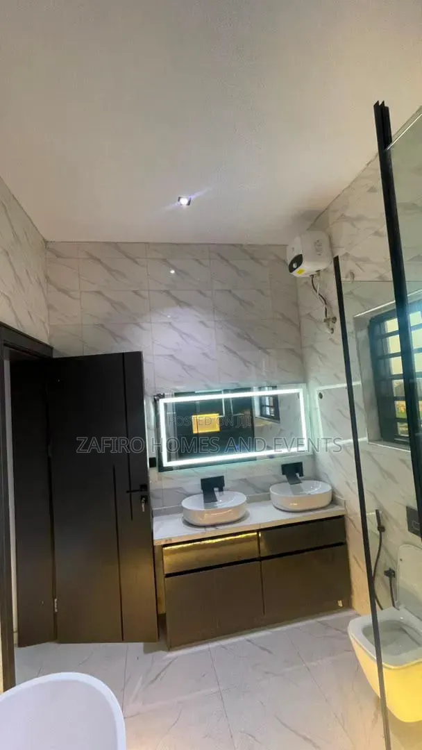 4bdrm Duplex in Kola Lawal, for sale in Akobo