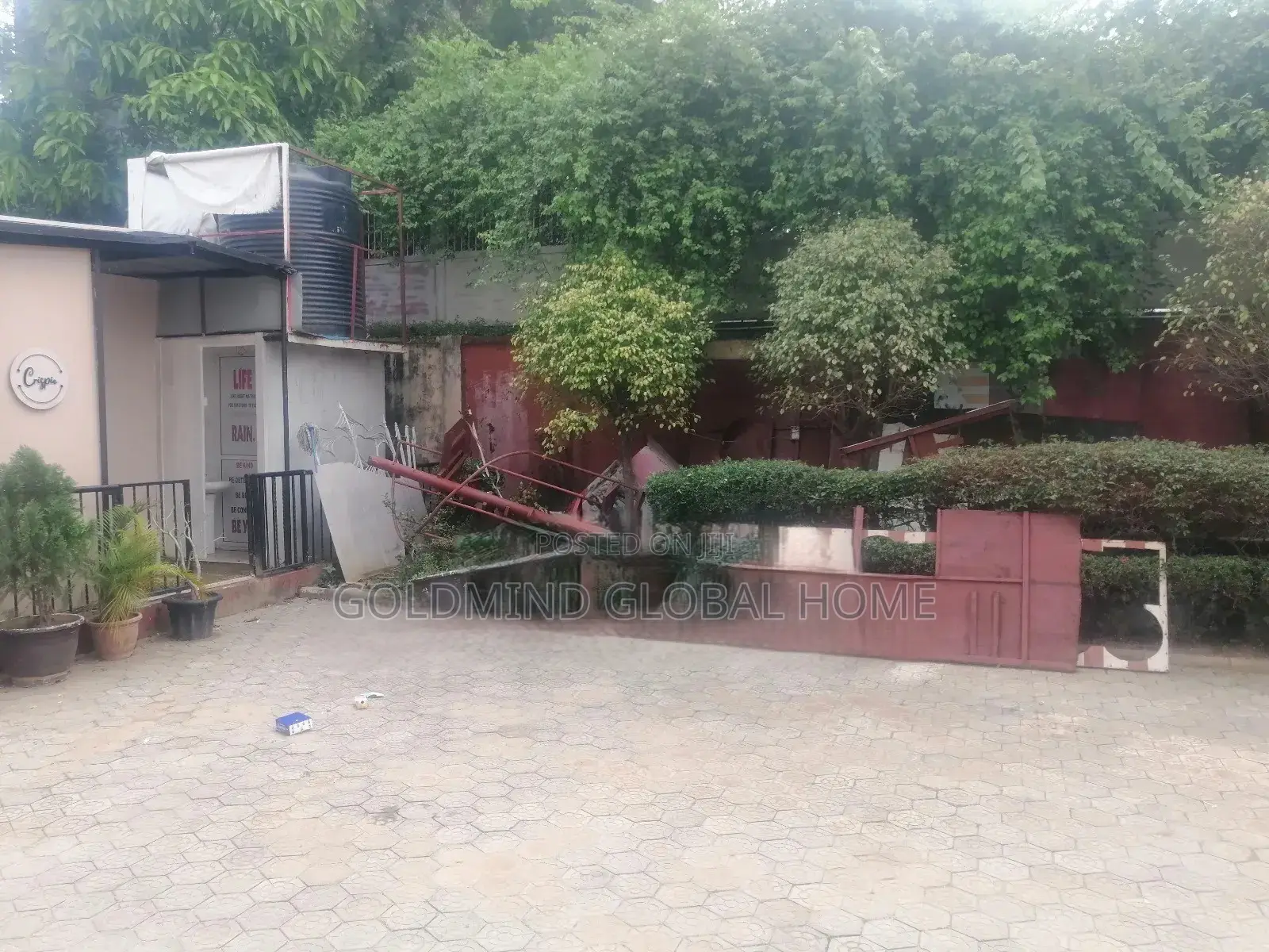 4bdrm Duplex in Lugbe District. for sale in Sabon Lugbe