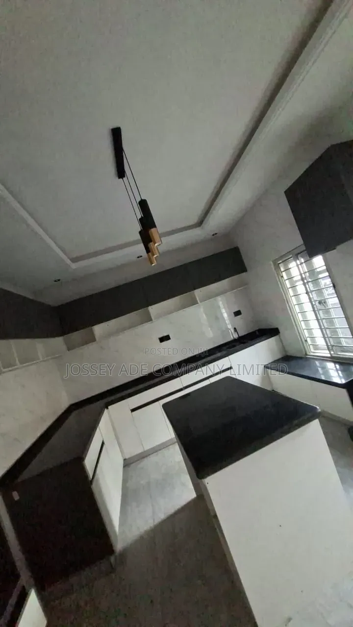 Furnished 4bdrm Duplex in Ogudu GRA for sale in Ogudu GRA