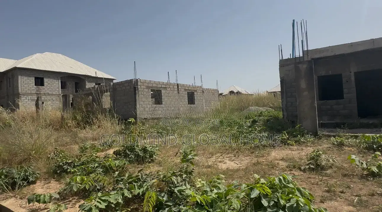 4bdrm Duplex in Lugbe District., FHA for sale in FHA