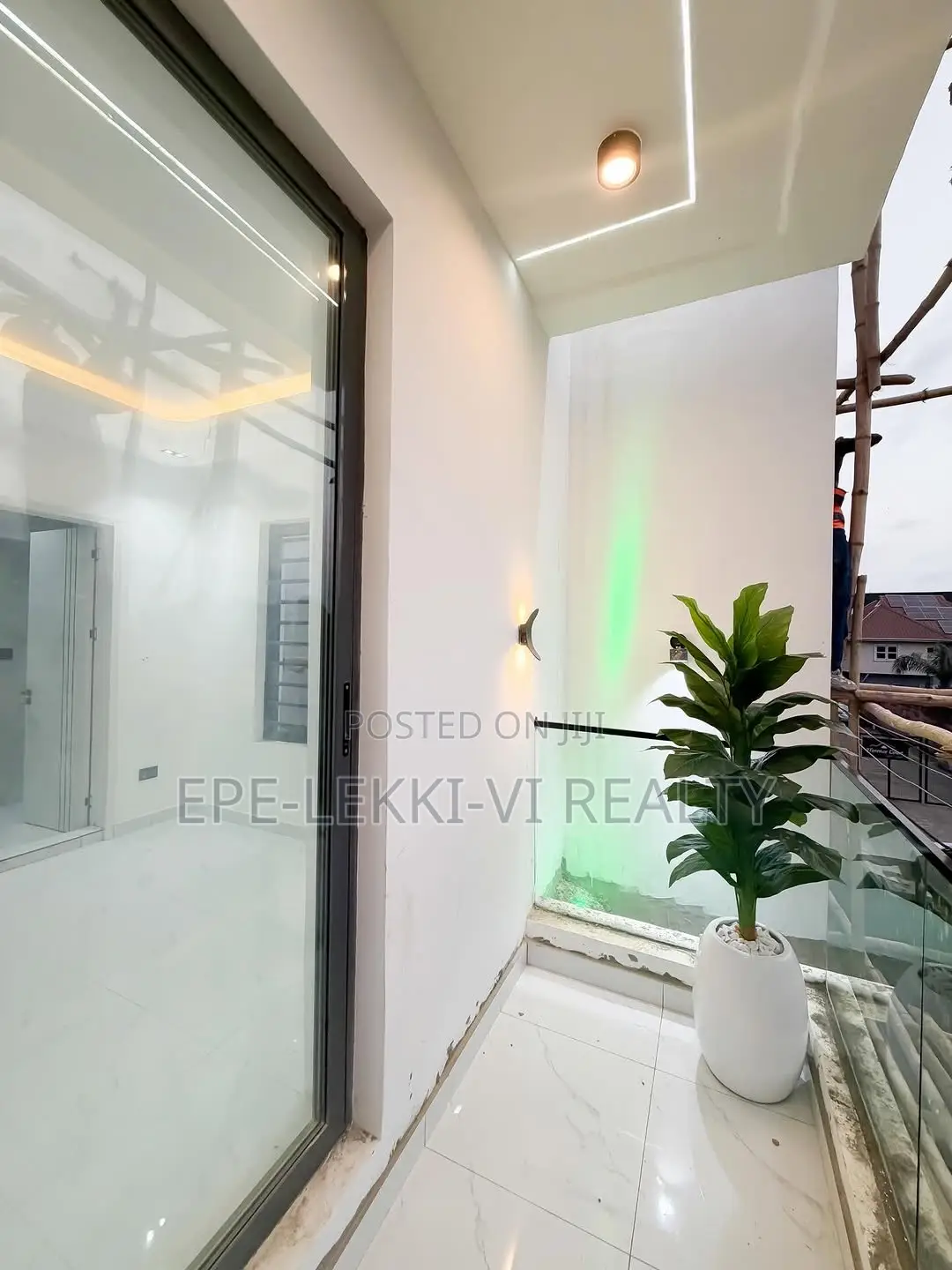 2bdrm Apartment in Lekki for sale in Lekki