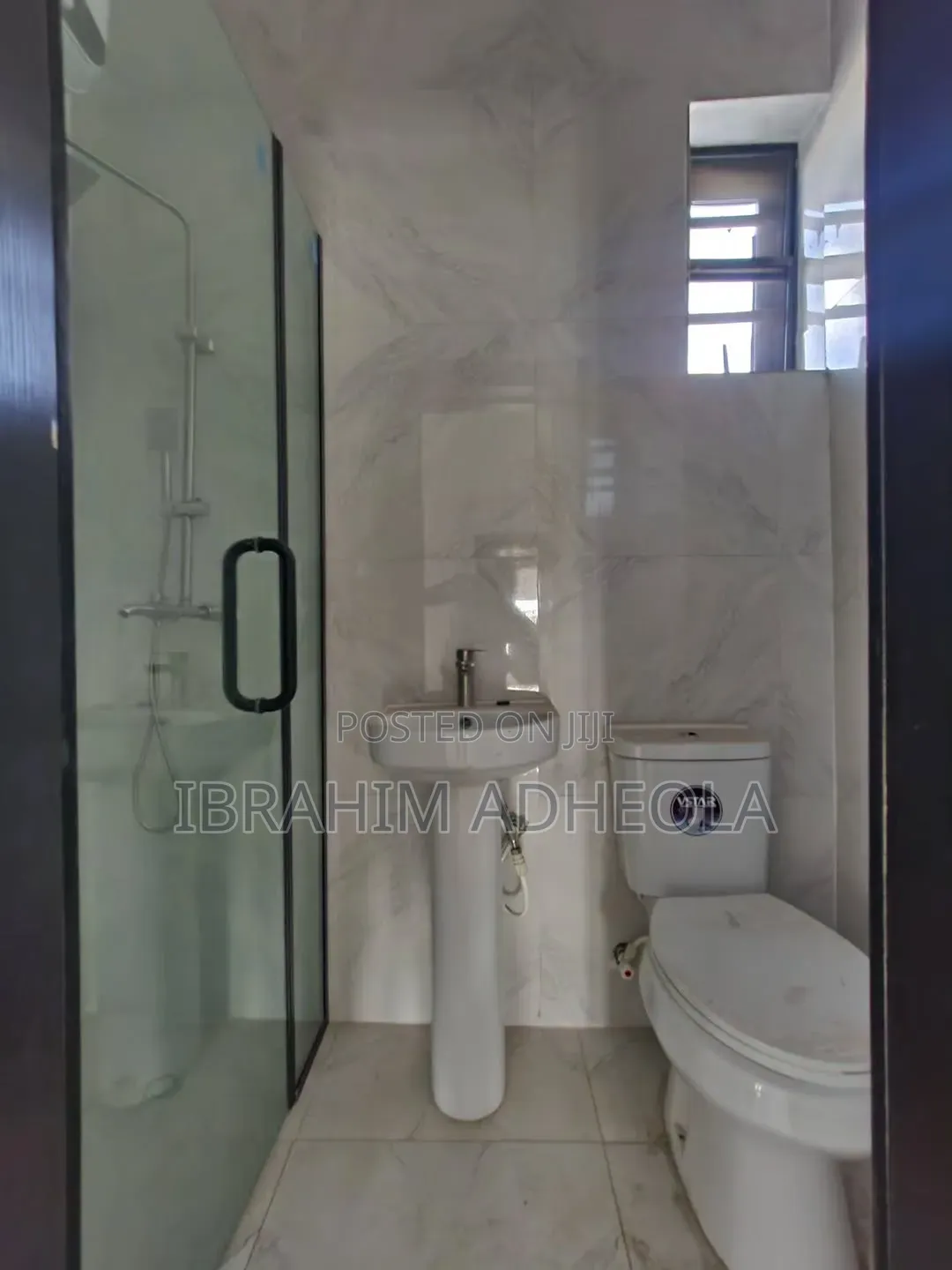 4bdrm Duplex in Maryland, Mende for sale in Mende