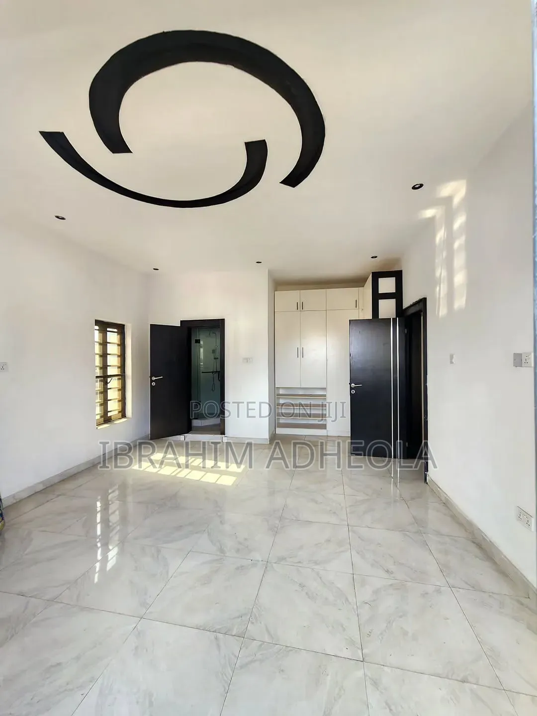 4bdrm Duplex in Maryland, Mende for sale in Mende