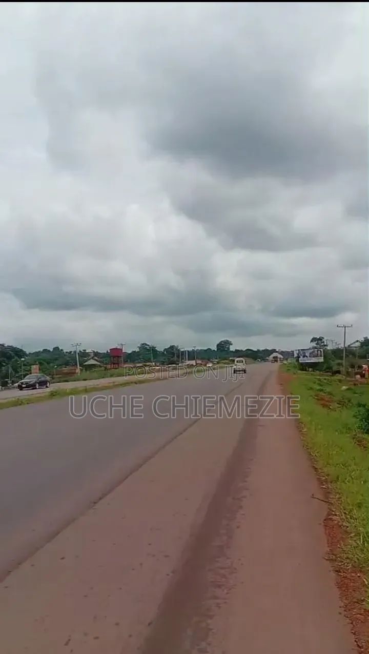3500sqm of Land (7bplots) Along Portharcourt / Enugu Express Road in Enugu