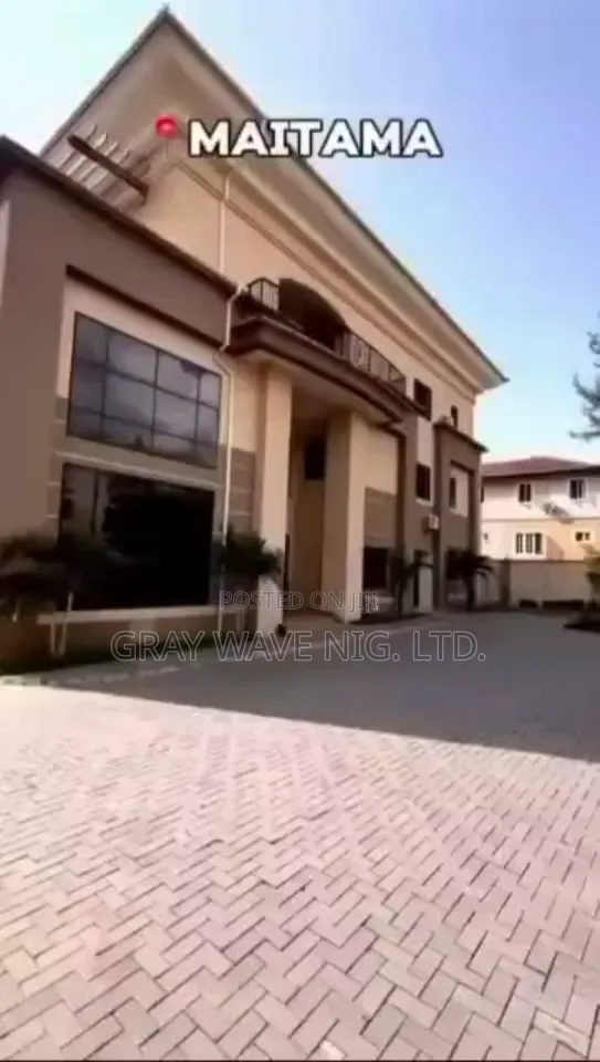 7bdrm Mansion in Maitama for sale in Maitama
