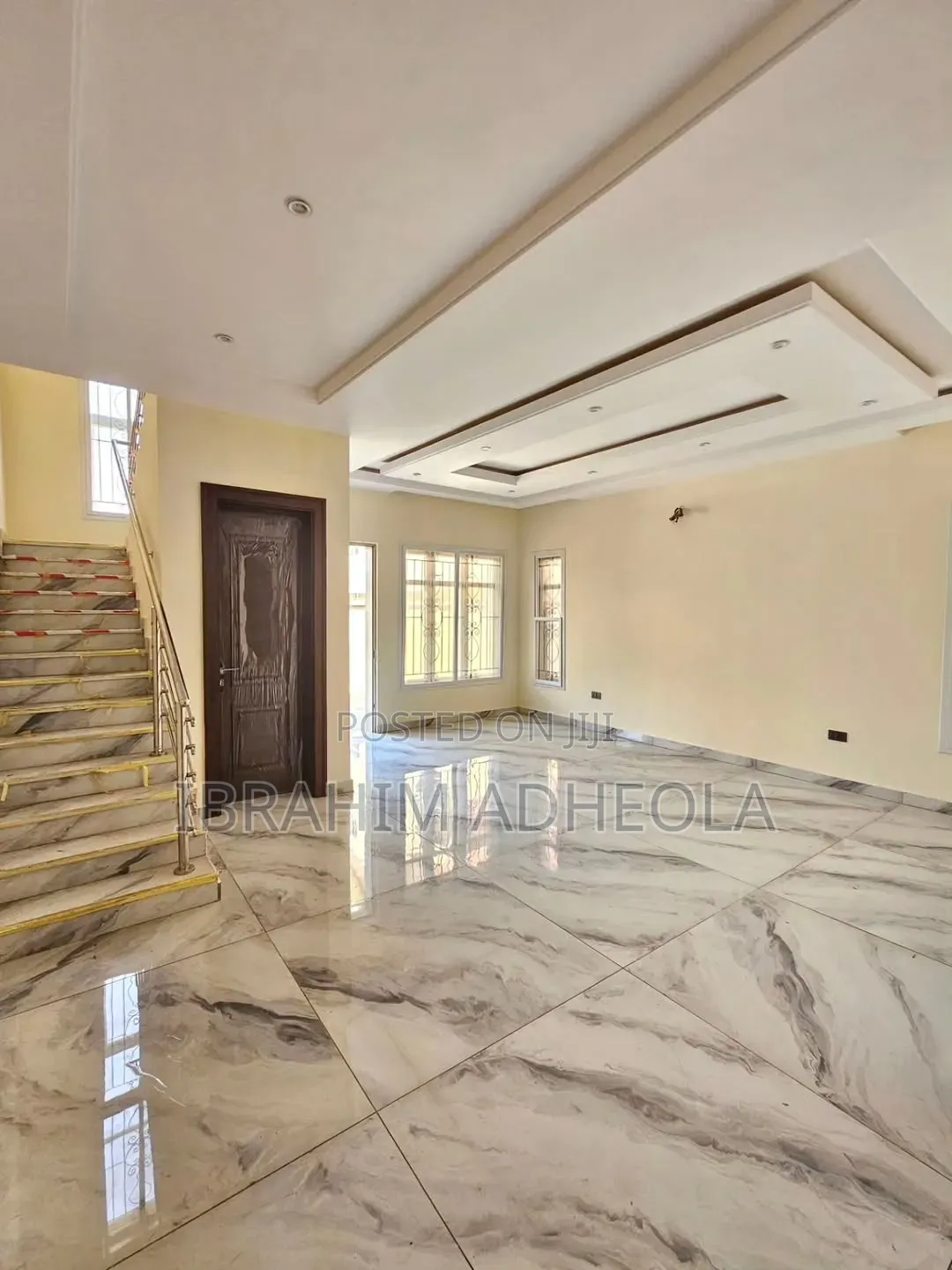 4bdrm Duplex in Ikeja Gra for sale in Ikeja GRA
