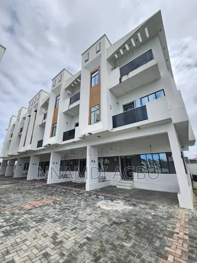 4bdrm Duplex in Abraham Adesanya Estate for sale in Abraham Adesanya Estate