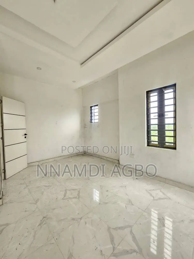 4bdrm Duplex in Abraham Adesanya Estate for sale in Abraham Adesanya Estate