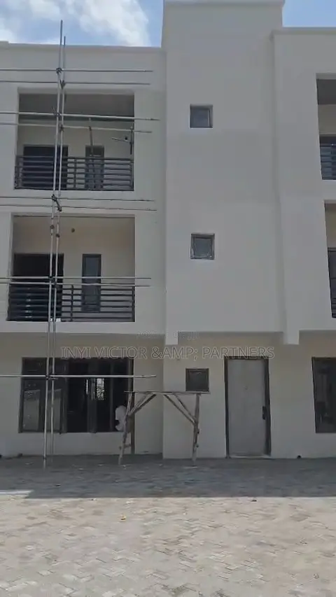 4bdrm Duplex in Katampe (Main) for sale in Katampe (Main)