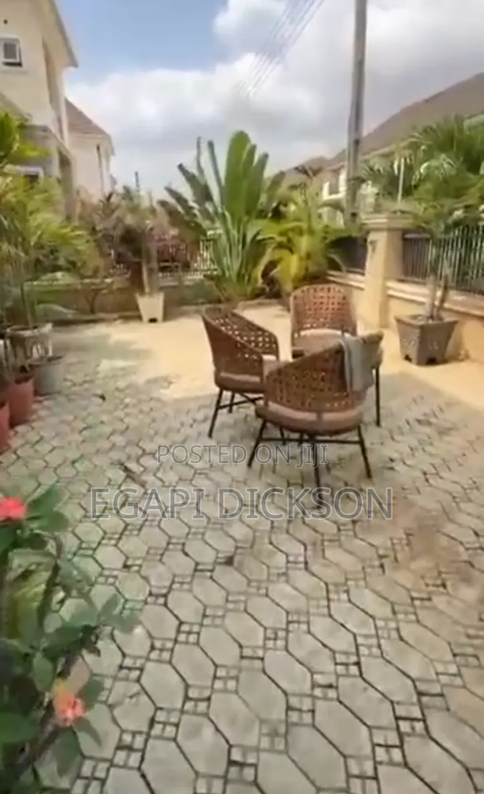 6bdrm Duplex in River Park Estate, FHA for sale in FHA